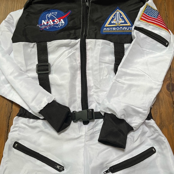 Spooktacular Creations Astronaut Costume- Size Small. - Picture 9 of 13
